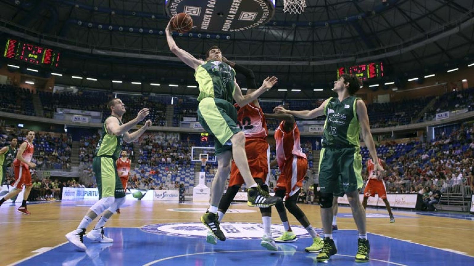 Unicaja 91 - La Bruixa d'Or 75