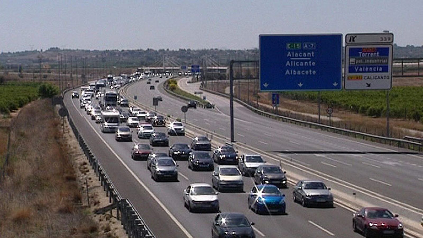 Doce personas han muerto en las carreteras durante el puente de mayo