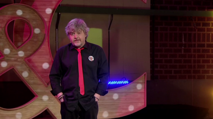 Alaska y Coronas - Alguien quiere robar 'su cari' a Coronas en #alaskaycorona13