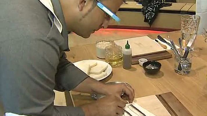 Telediario 1 - Aplicaciones de tabletas y gafas inteligentes ayudan a cocinar