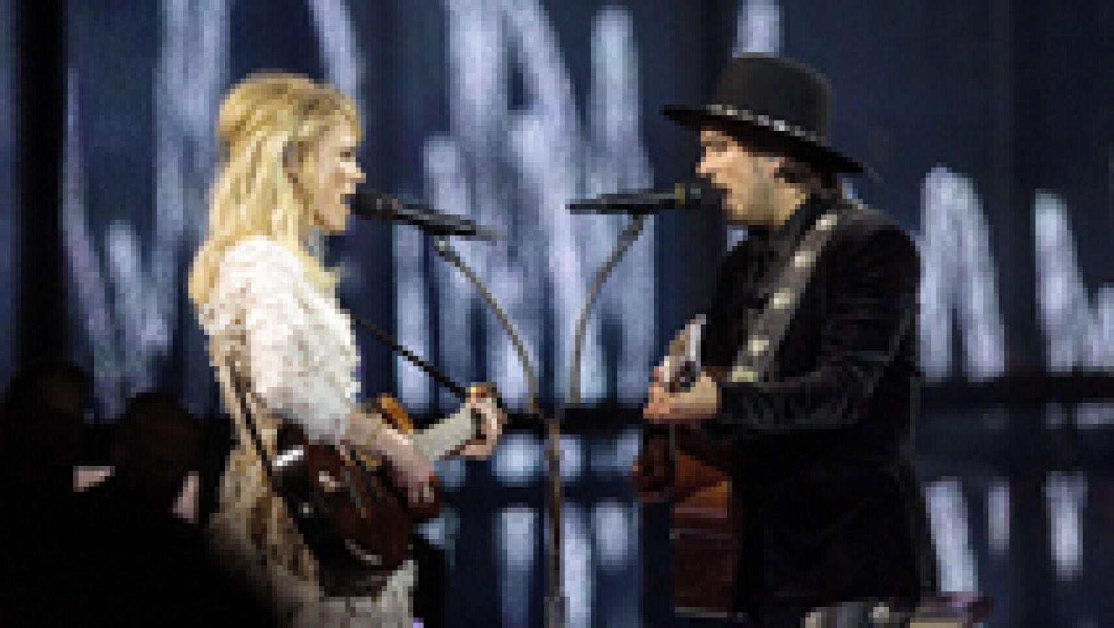  Eurovisión 2014 - The Common Linnets representa a los Países Bajos con la canción "Calm after the storm"