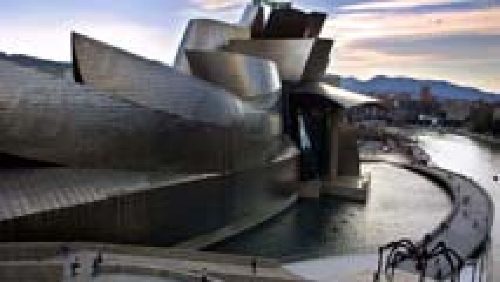 Noticias 24h: Juan Ignacio Vidarte, director del Guggenheim de Bilbao: "No solo nos ha aportado un edificio extaordinario, sino además un símbolo de la ciudad" | RTVE Play