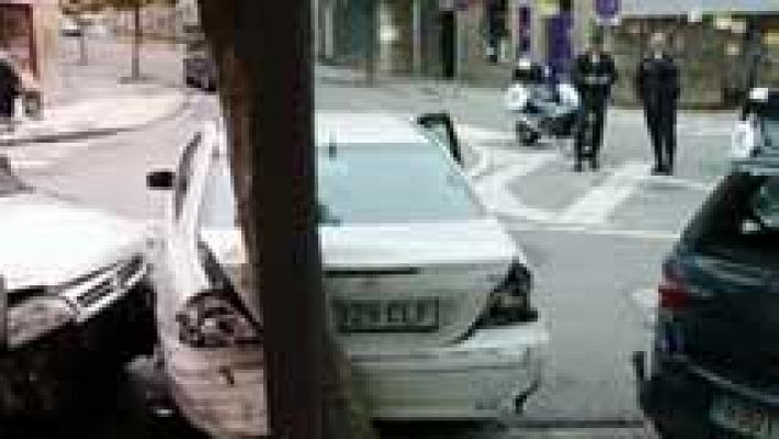 Accidente en Vigo: Se le va el coche con su nieta dentro