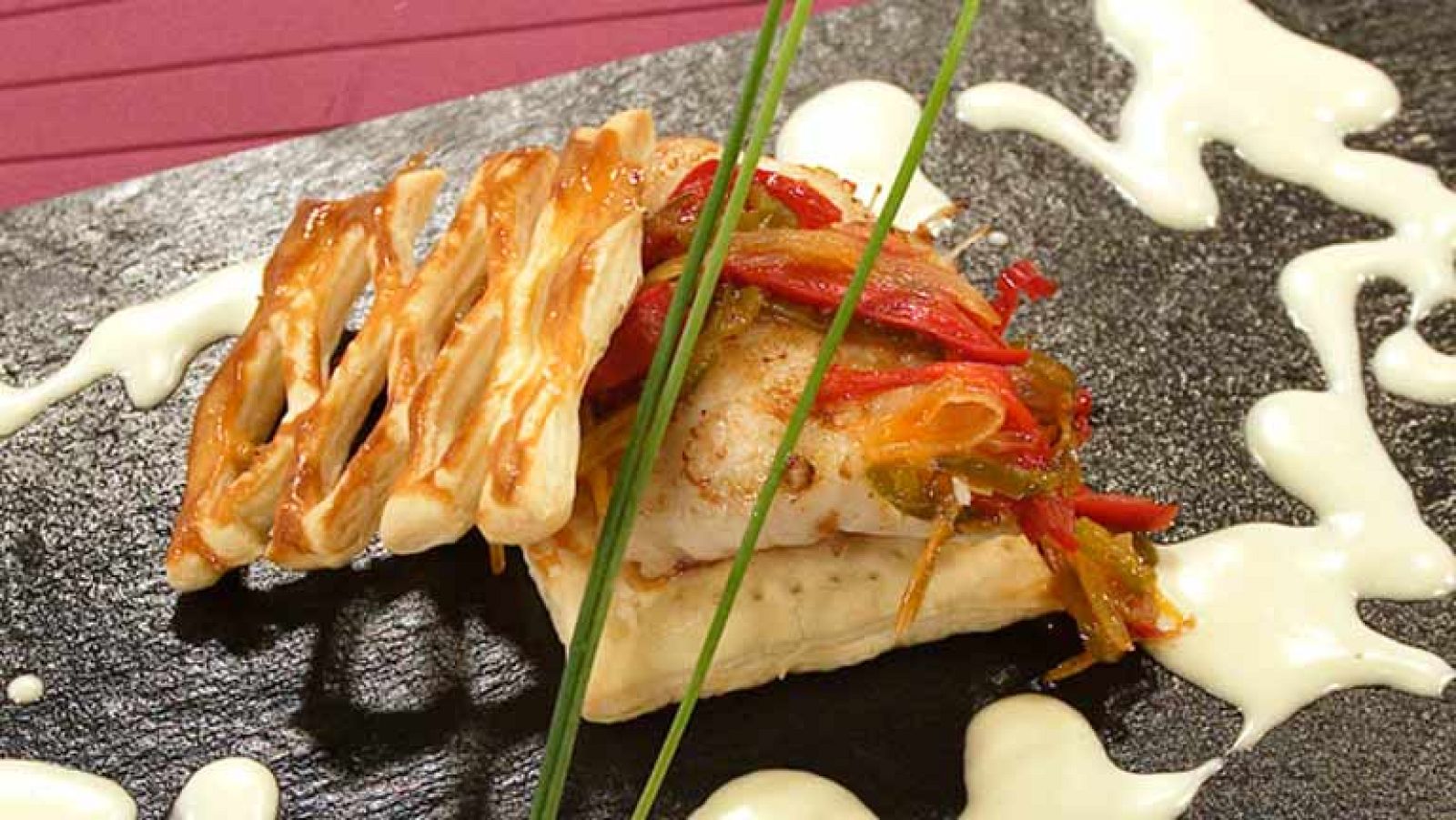 Saber cocinar - Hojaldre de cabracho y alioli de pera