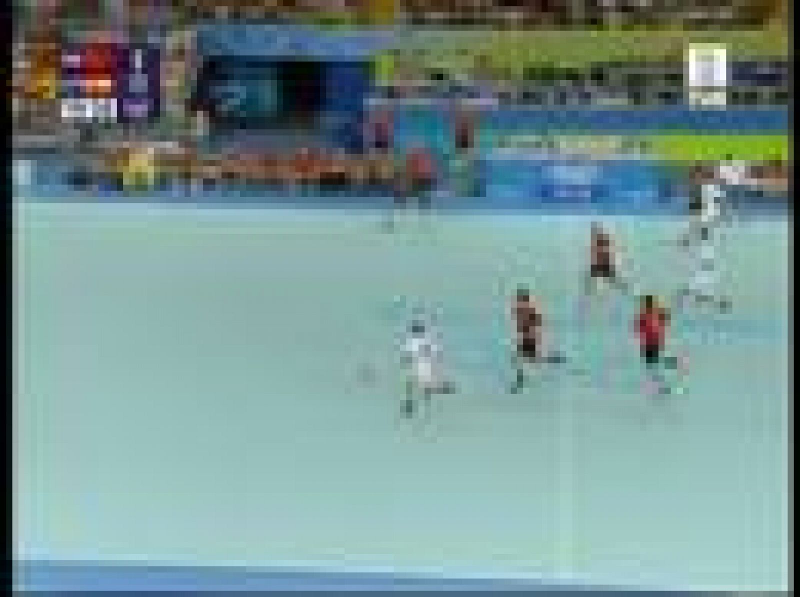 Zhu marca gol acrobático ante España | Ver