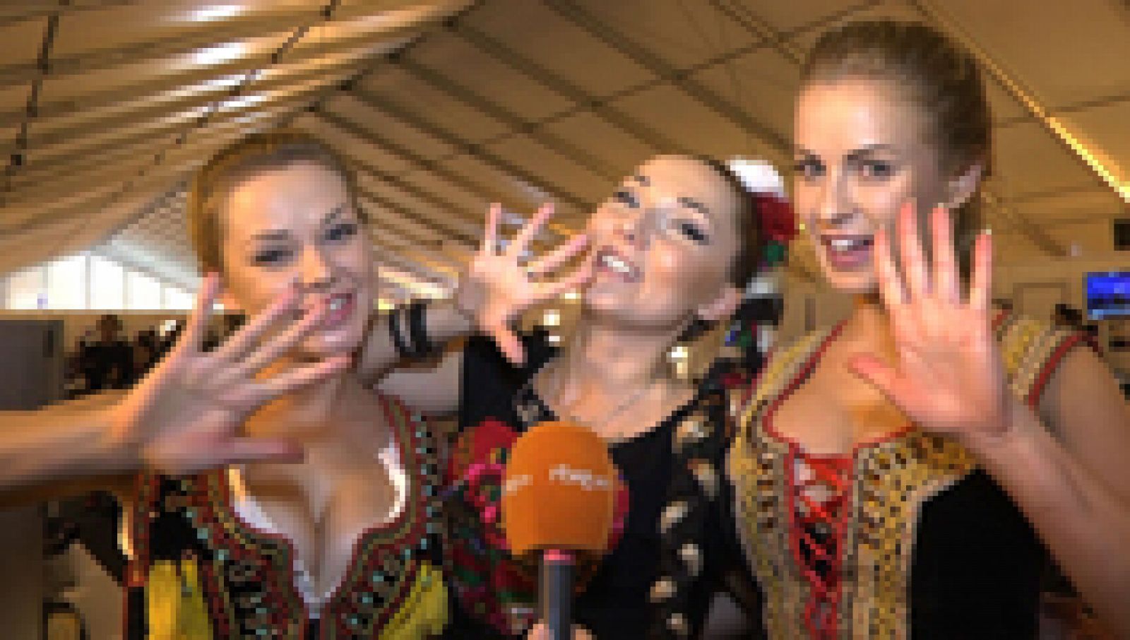 Eurovisión 2014 - #Euroweek: Entrevista a Cloe y sus bellezas polacas