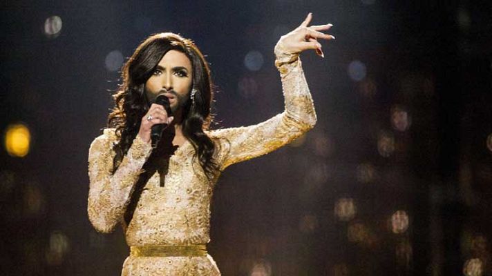 Telediario 1 - Looks peculiares en Eurovisión