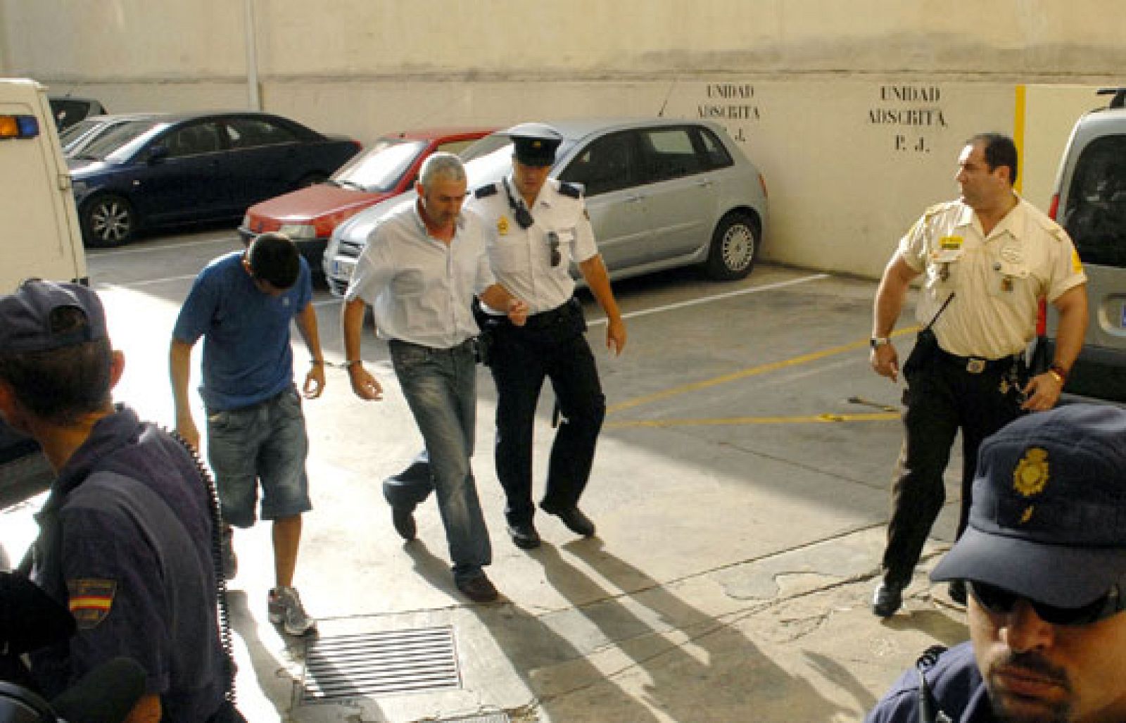 Tres detenidos por su presunta implicación en una trama de corrupción en el Consorcio Joven de Baleares han pasado hoy a disposición judicial.