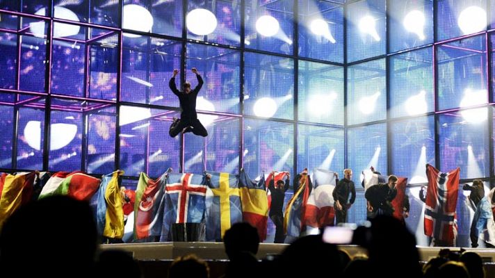 Los participantes calientan motores horas antes de la final del festival de Eurovisión