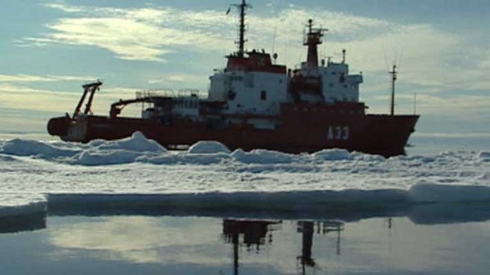 Telediario 1 - Llega a Europa petróleo extraído en el Ártico