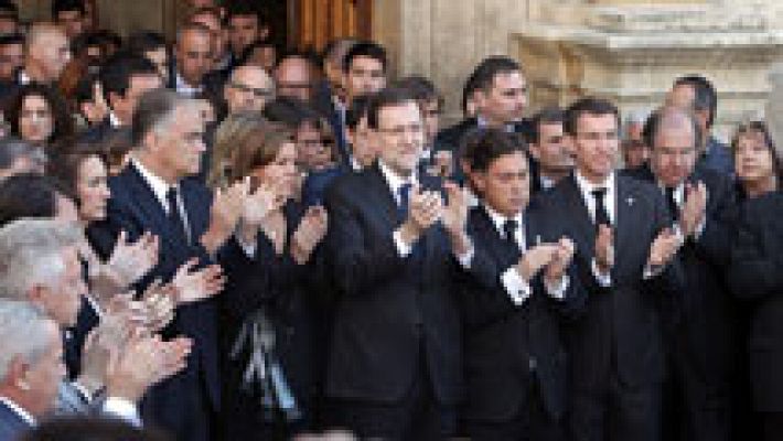 León y la cúpula del PP despiden a la presidenta de la Diputación, Isabel Carrasco