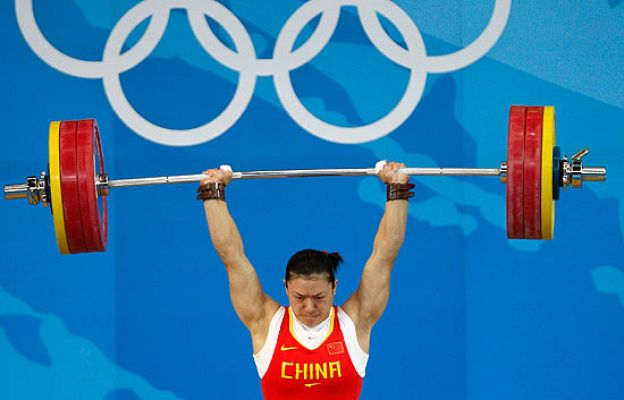  - Lei Cao, oro en halterofilia