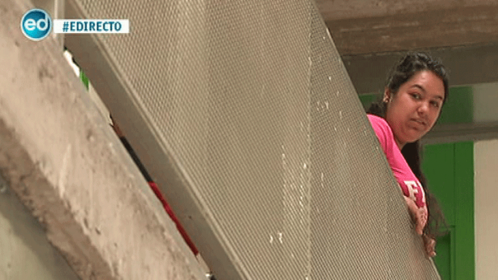 España Directo- Los 'okupas'  invaden un cuartel de la Guardia Civil