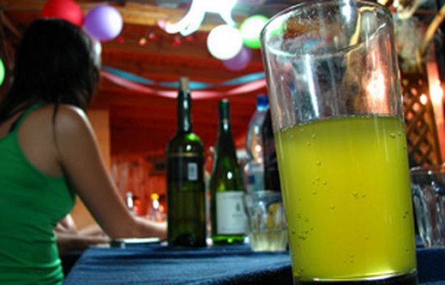 Jóvenes y alcohol, mezcla peligrosa