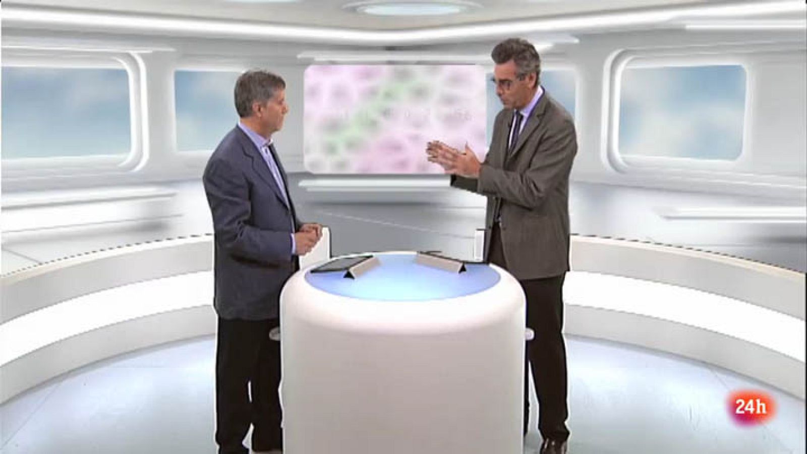 LAB24 - Alberto Sanfeliu,  Robots sociales para ayudar en casa