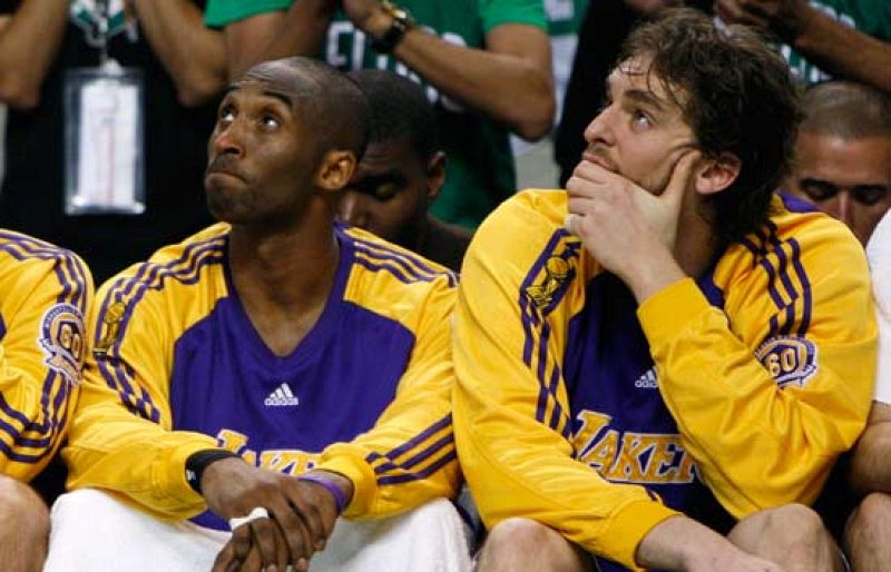Kobe Bryant y Pau Gasol, compañeros en Los Angeles Lakers, se verán las caras en el duelo España- Estados Unidos de los Juegos Olímpicos. Los jugadores comentan sus impresiones acerca del partido.