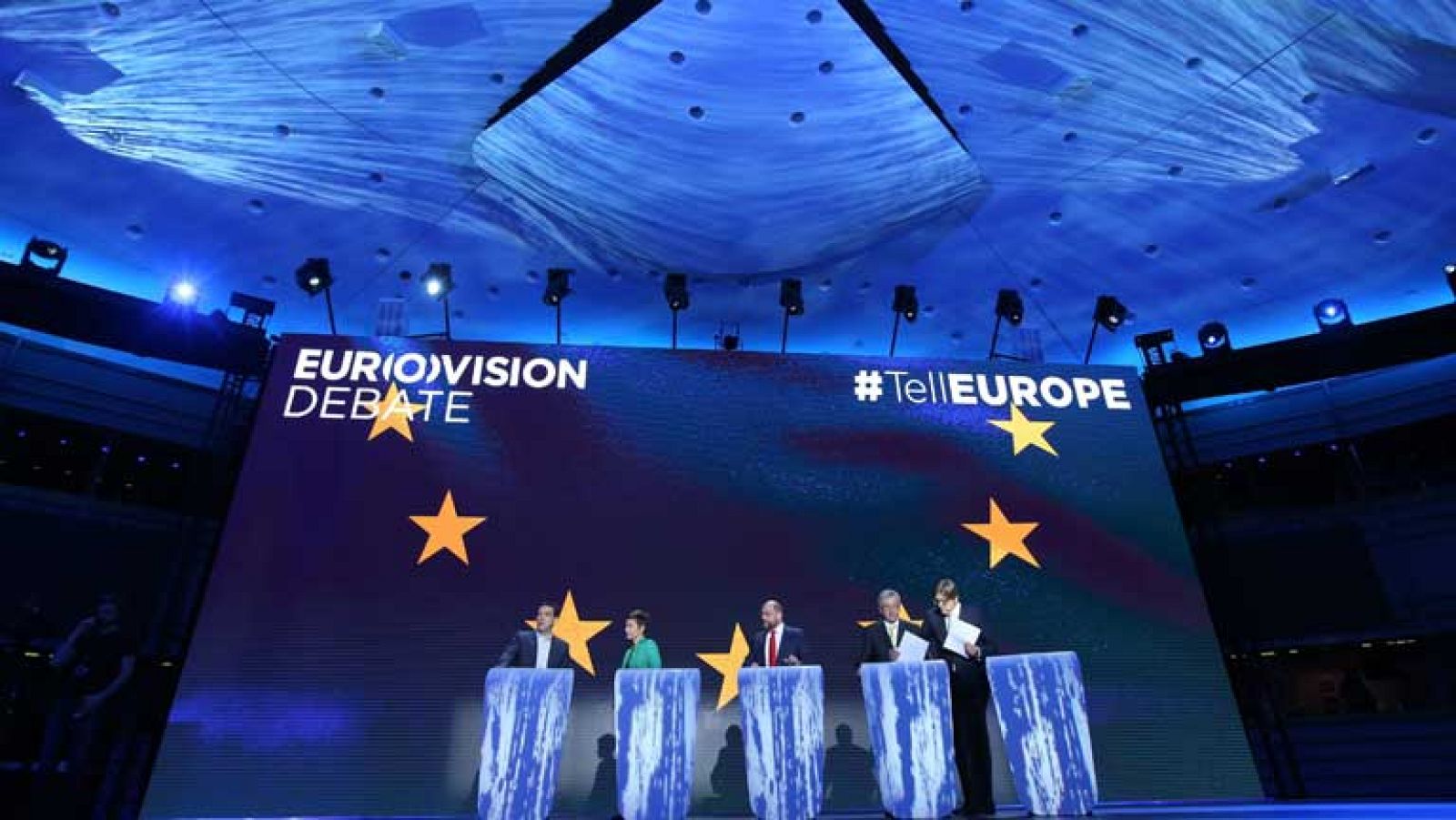 Especiales informativos: Debate entre los candidatos a presidir la C.E. (V.O.) | RTVE Play