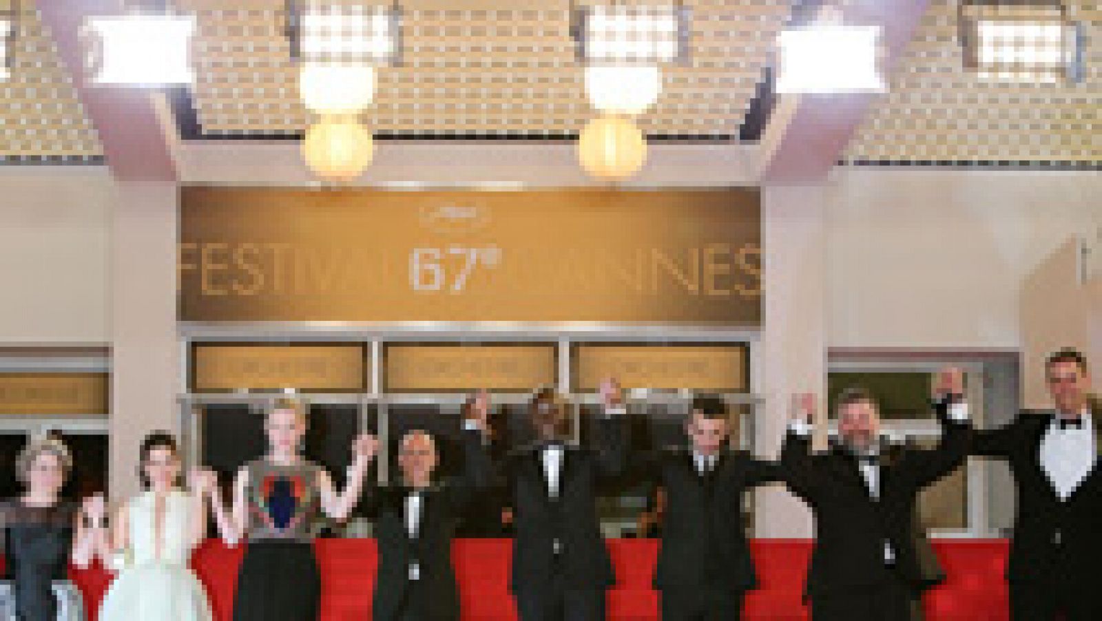 Telediario 1: Cannes celebra los 20 años de los estudios Dreamworks | RTVE Play