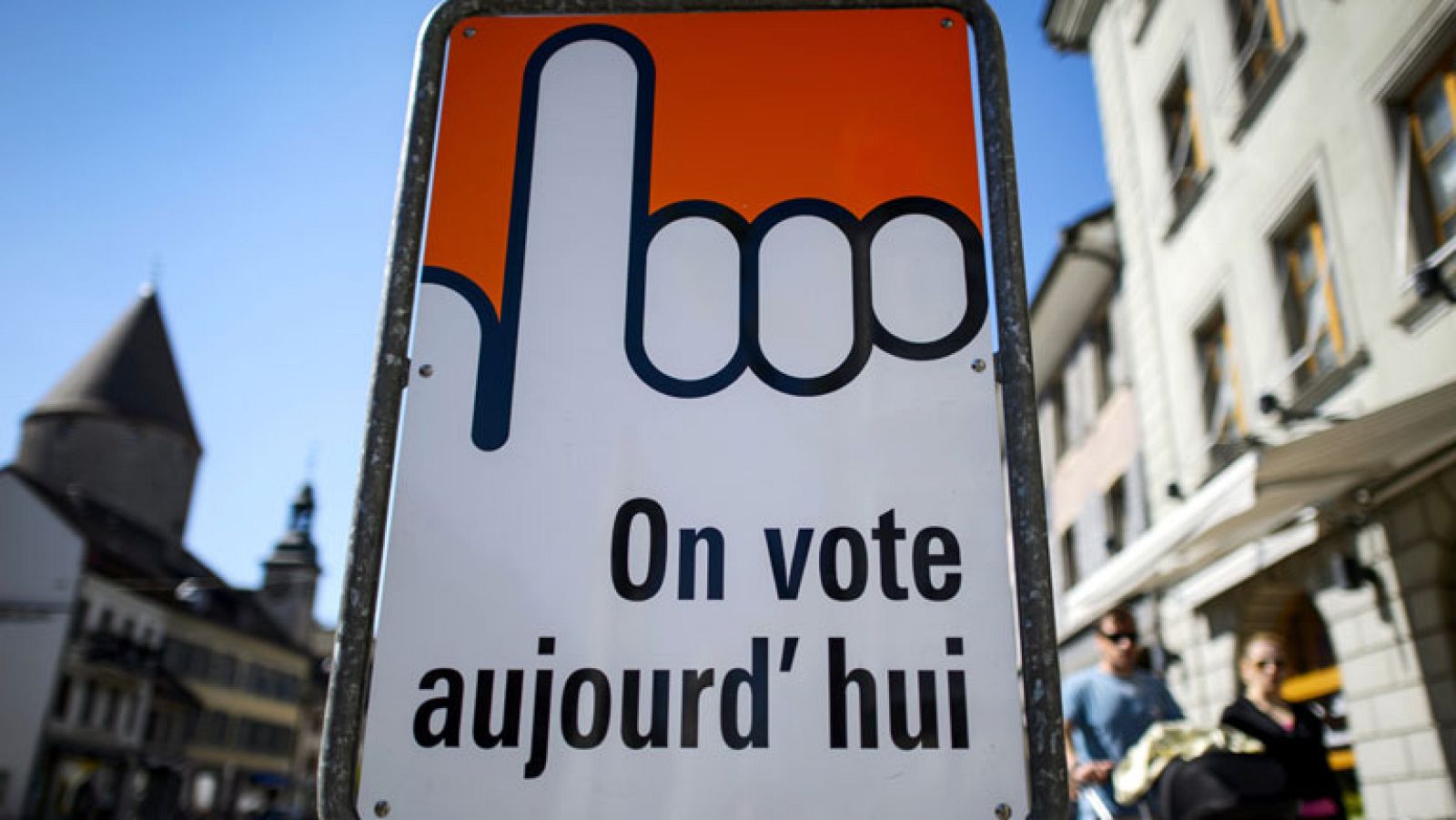 Suiza decide en referéndum establecer un salario mínimo de 3.270 euros - Informativo 24h | Ver