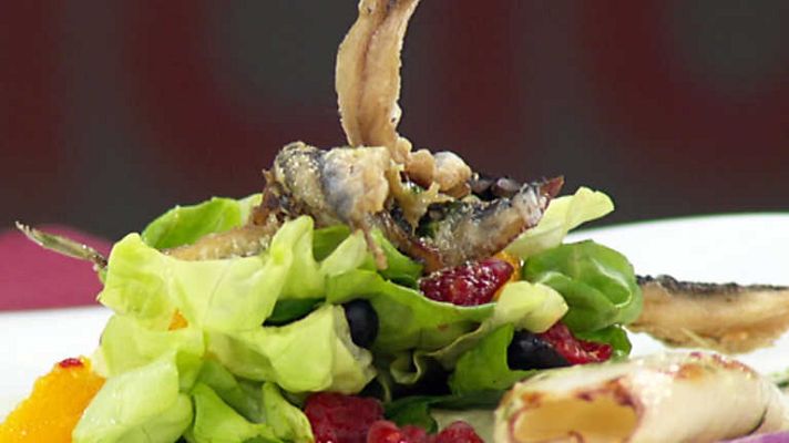 Cocina con Sergio - Ensalada templada con pescadito frito