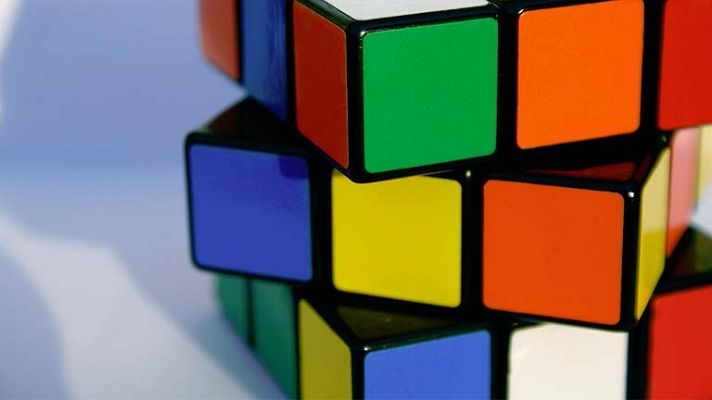 Informativo 24h - El cubo de Rubik cumple 40 años
