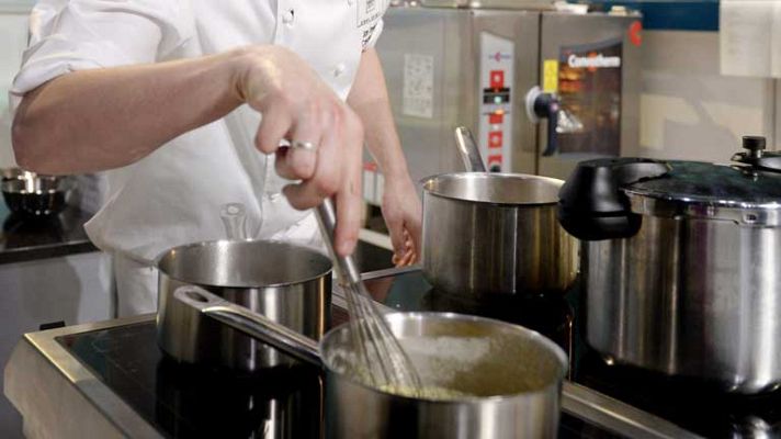 Telediario 1 - El ex cocinero de la Moncloa ha publicado un libro