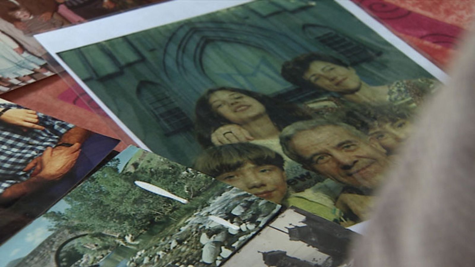 Unos 120.000 curas católicos viven en pareja en todo el mundo