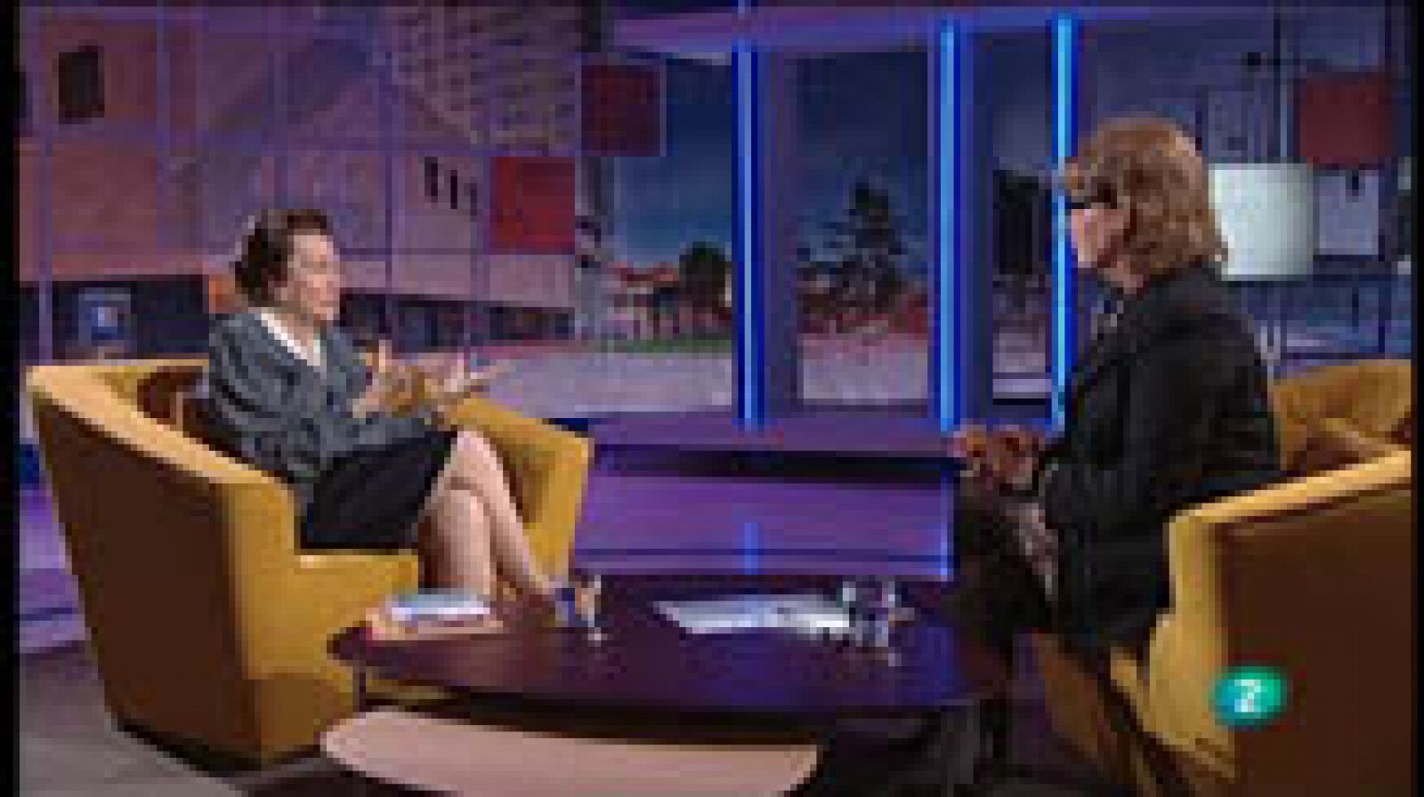 Vespre a La 2 - Olga Viza entrevista Ana Maria Lajusticia 