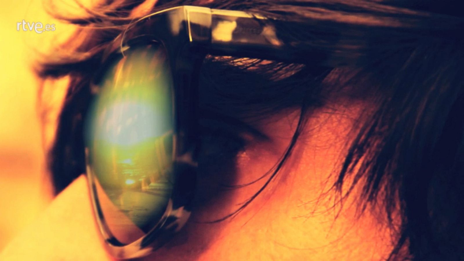 Palabra Voyeur - ¿Para qué la acción? - Escuchar ahora 