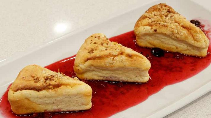 RTVE Cocina - Pastel de requesón y avellanas