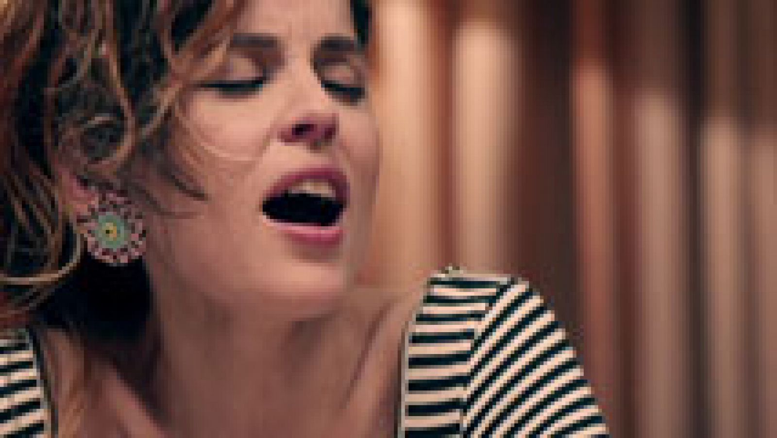 Elena Anaya estrena la película "Todos están muertos"