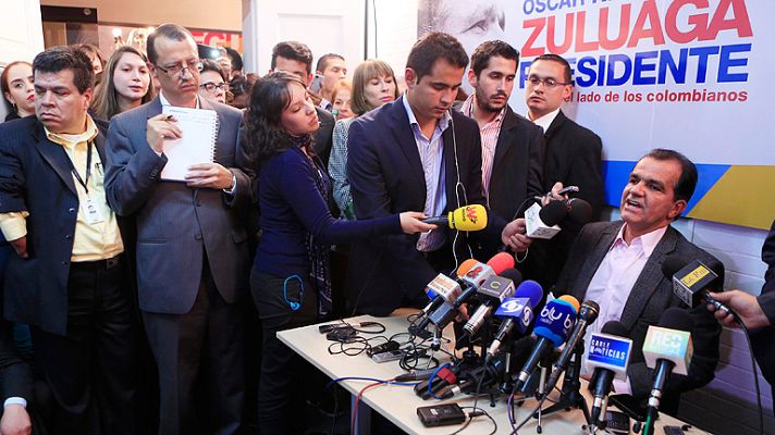 Telediario 1 - Un vídeo calienta la campaña de Colombia al desvelar un escándalo de espionaje