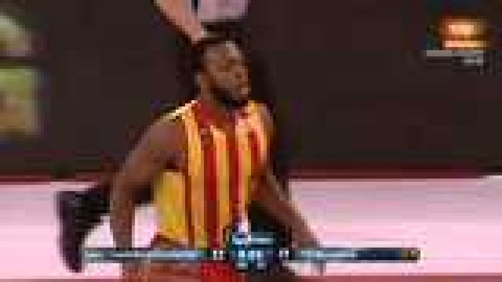 Baloncesto en RTVE: Tuenti Móvil Estudiantes - FC Barcelona | RTVE Play