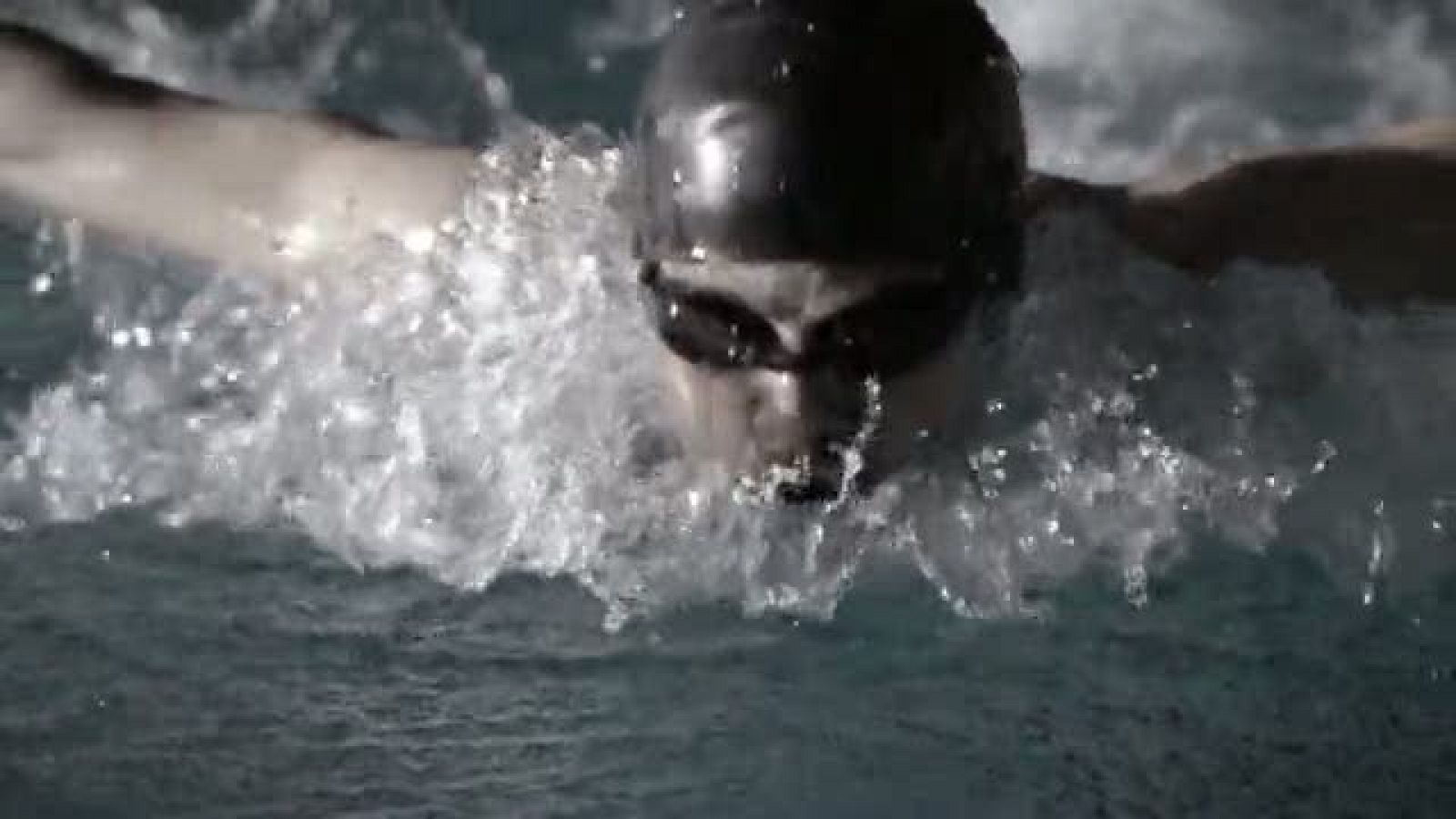 Natación: TVE con el deporte base