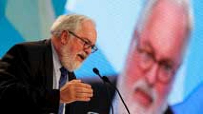 Arias Cañete critica la poca importancia que el PSOE le ha dado a los agricultores