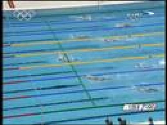  - Coventry, oro en 200 espalda