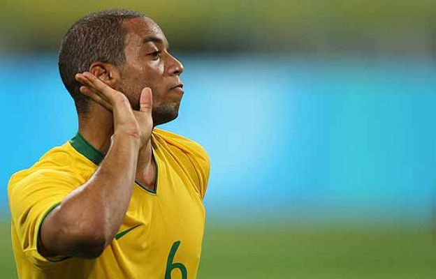 Marcelo metió el 2-0 para Brasil