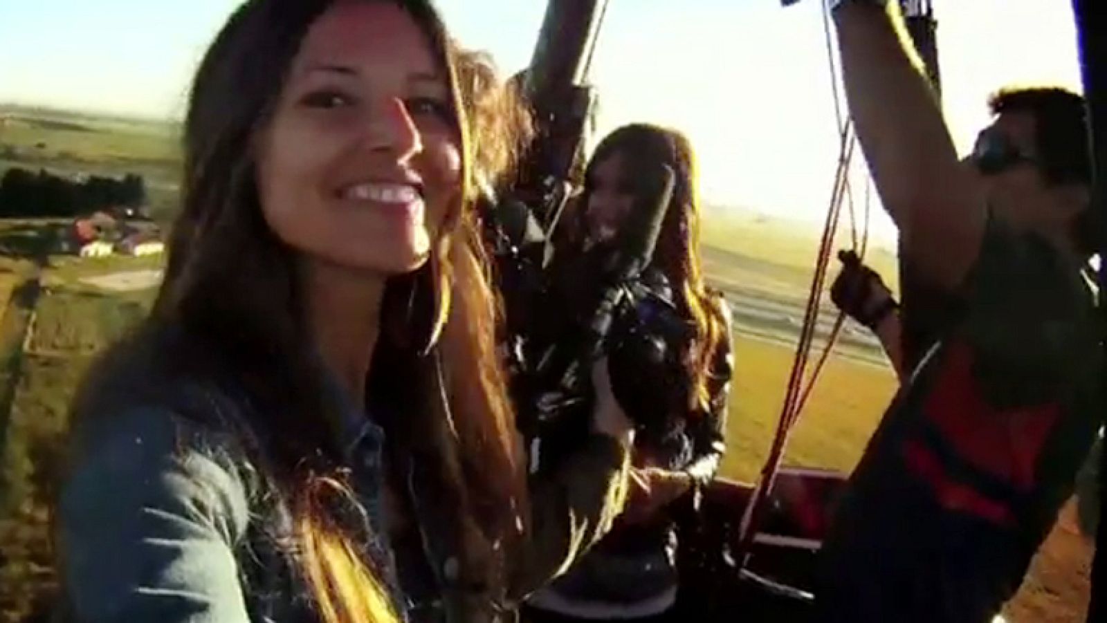 Españoles en el mundo - Belén sobrevuela la ciudad de Rosario en globo