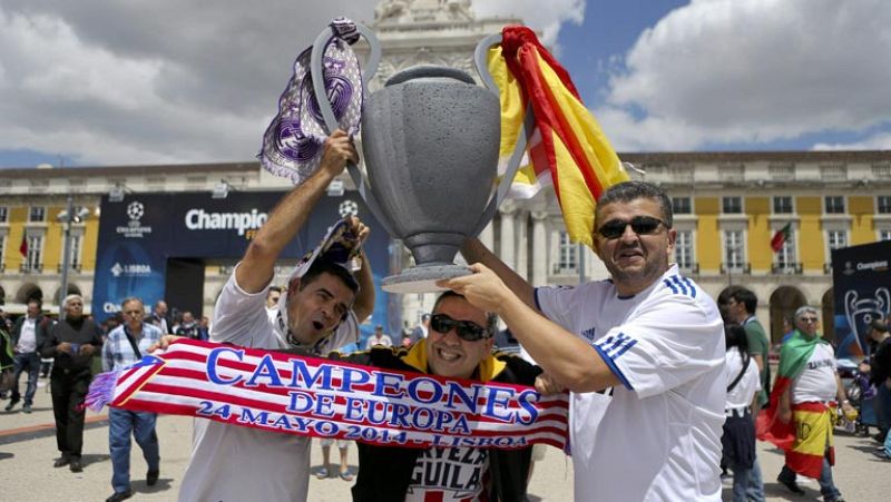 Pasión en las zonas de aficionados en Lisboa