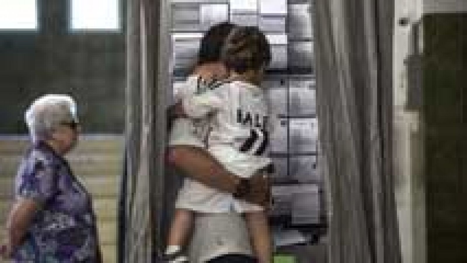 Mañana de anécdotas en los colegios electorales