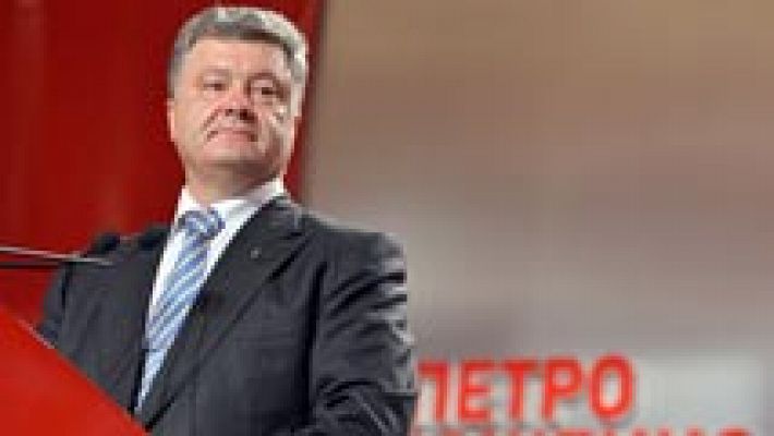 Telediario 1 - Poroshenko se procrama presidente de Ucrania
