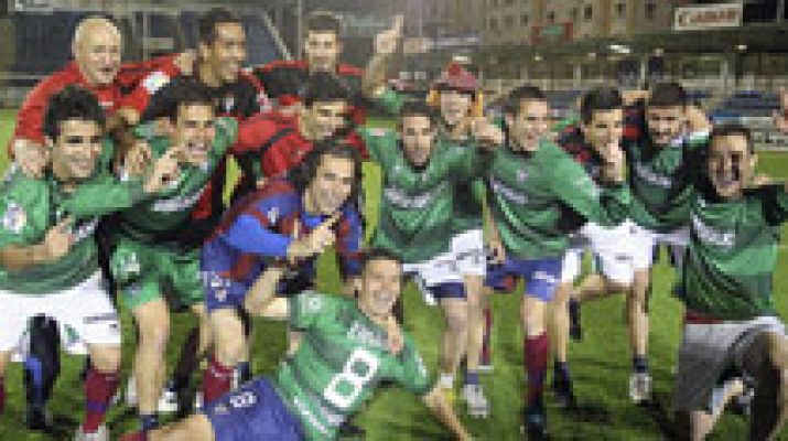 Telediario 1 - El Eibar sube a Primera