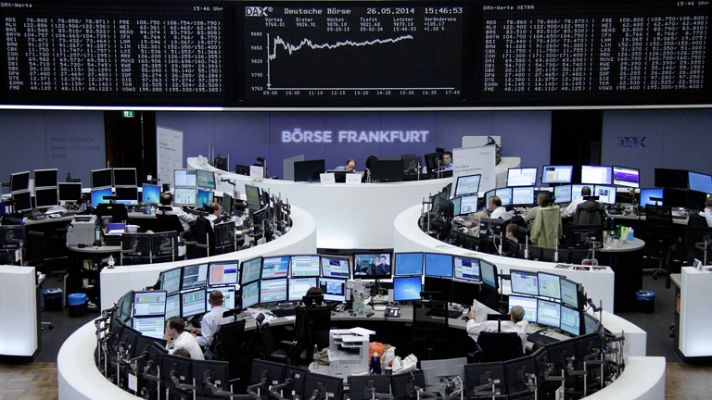 La tarde en 24h - Las Bolsas europeas cierran en máximos después de las elecciones al Parlamento Europeo
