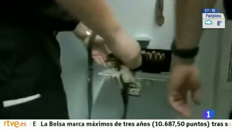 HRW denuncia que centenares de niños cumplen condena en cárceles de adultos en EE.UU.