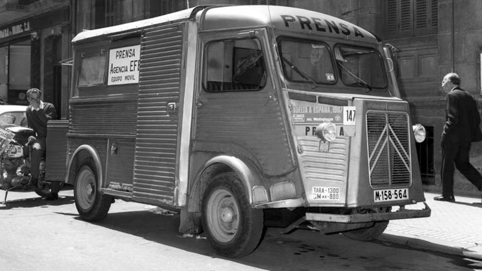 La Agencia EFE repasa 75 años de historia a través de sus fotos y teletipos