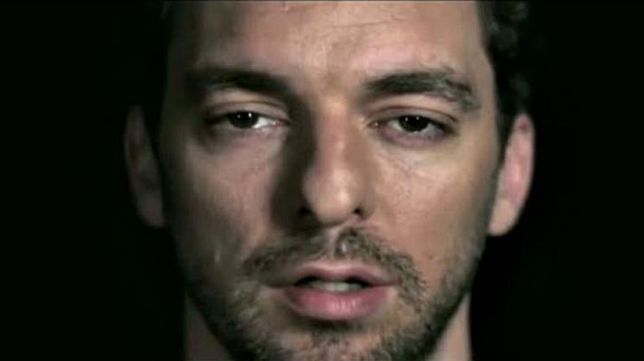 Telediario 1 - Pau Gasol vuelve a convertirse en la voz de los niños más débiles