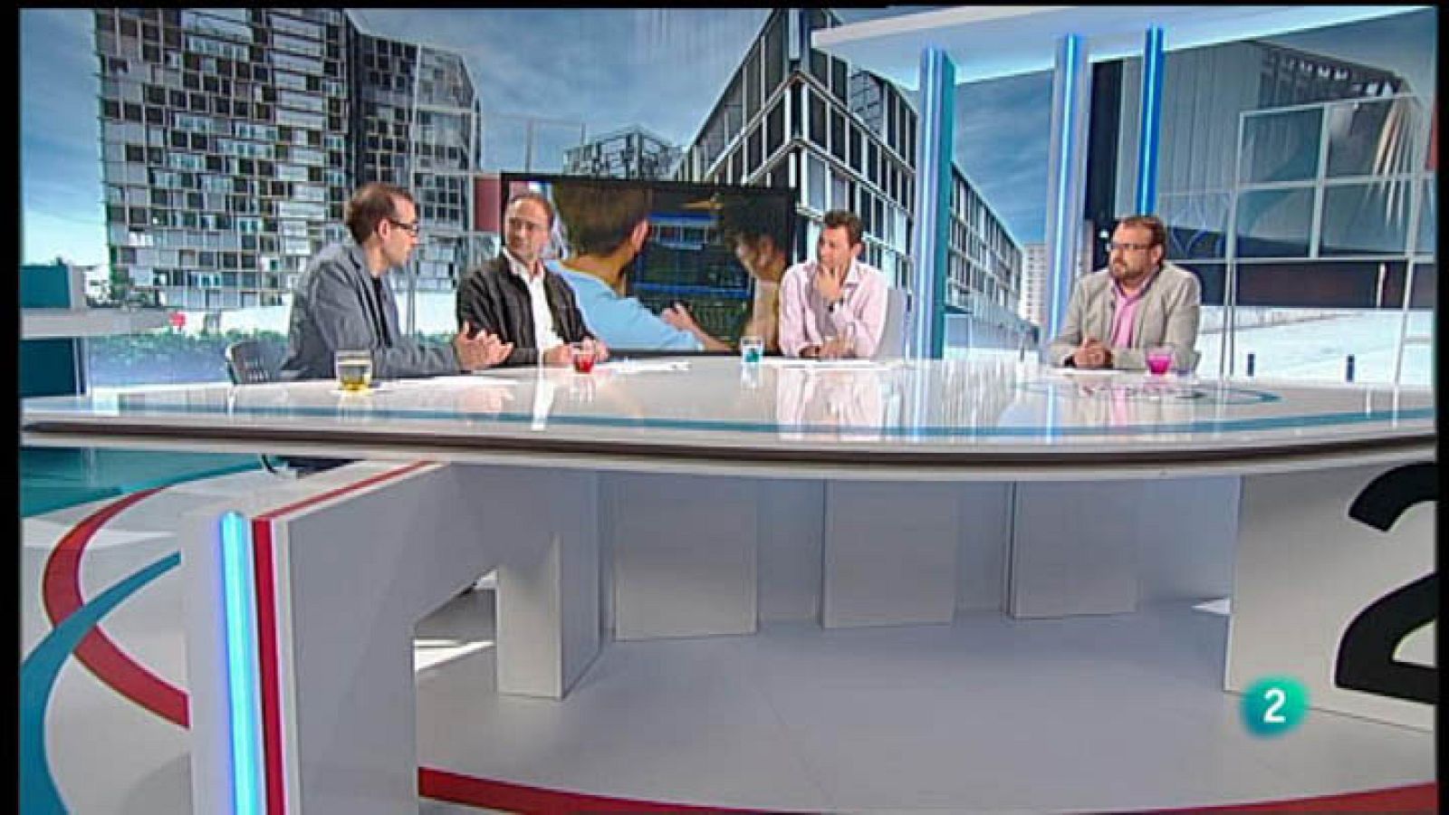 Para Todos La 2 - Debate: La escuela rural