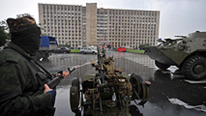 Los prorrusos derriban un helicóptero del Ejército ucraniano