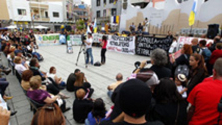 Los ecologistas se manifiestan en Canarias contra las prospecciones petrolíferas