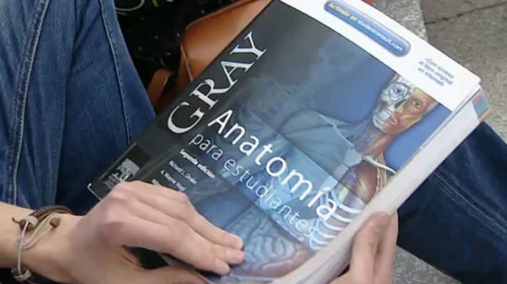 Telediario 1 - La Complutense prohíbe la utilización de cadáveres en los laboratorios de Medicina y Veterinaria